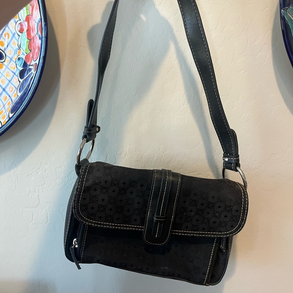 Elegant Black Shoulder Bag